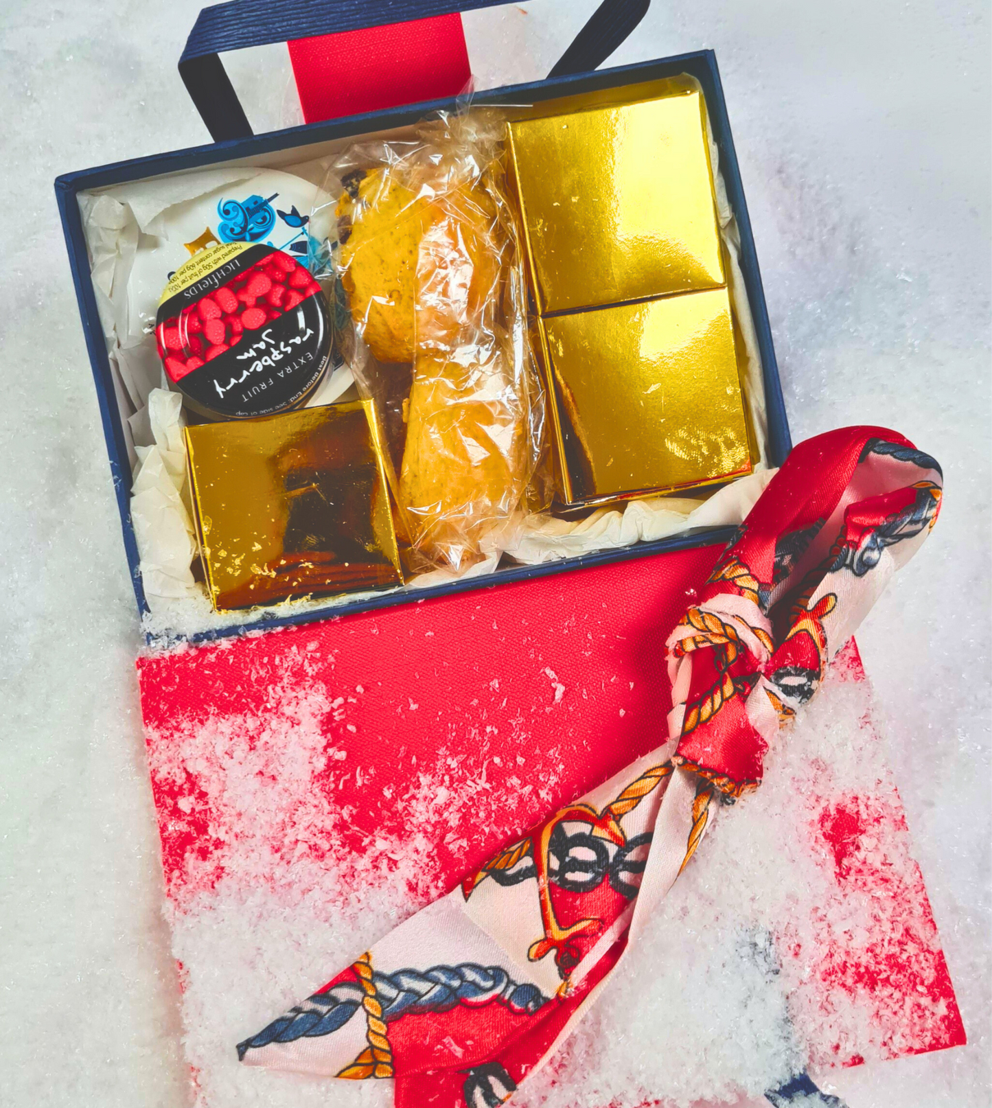 Deluxe Cream Tea Handbag Giftbox I Free Delivery
