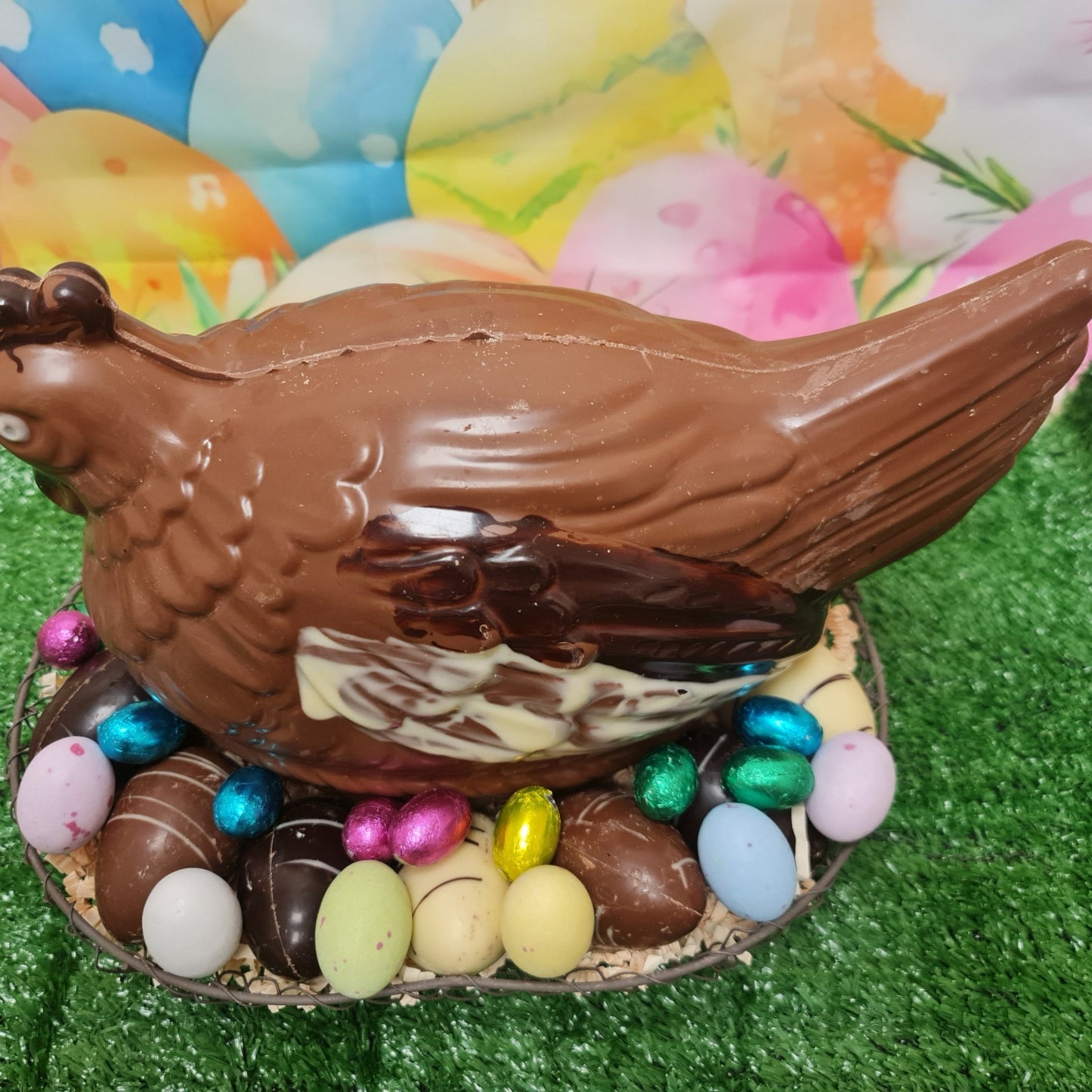 Giant Chocolate Hen and 50 easter eggs 3.4kg.Henny the Easter Hen, - cakery wonderland eventscakery wonderland eventscakery wonderland eventsCakes & Dessert BarsHENNY THE EASTER EGG