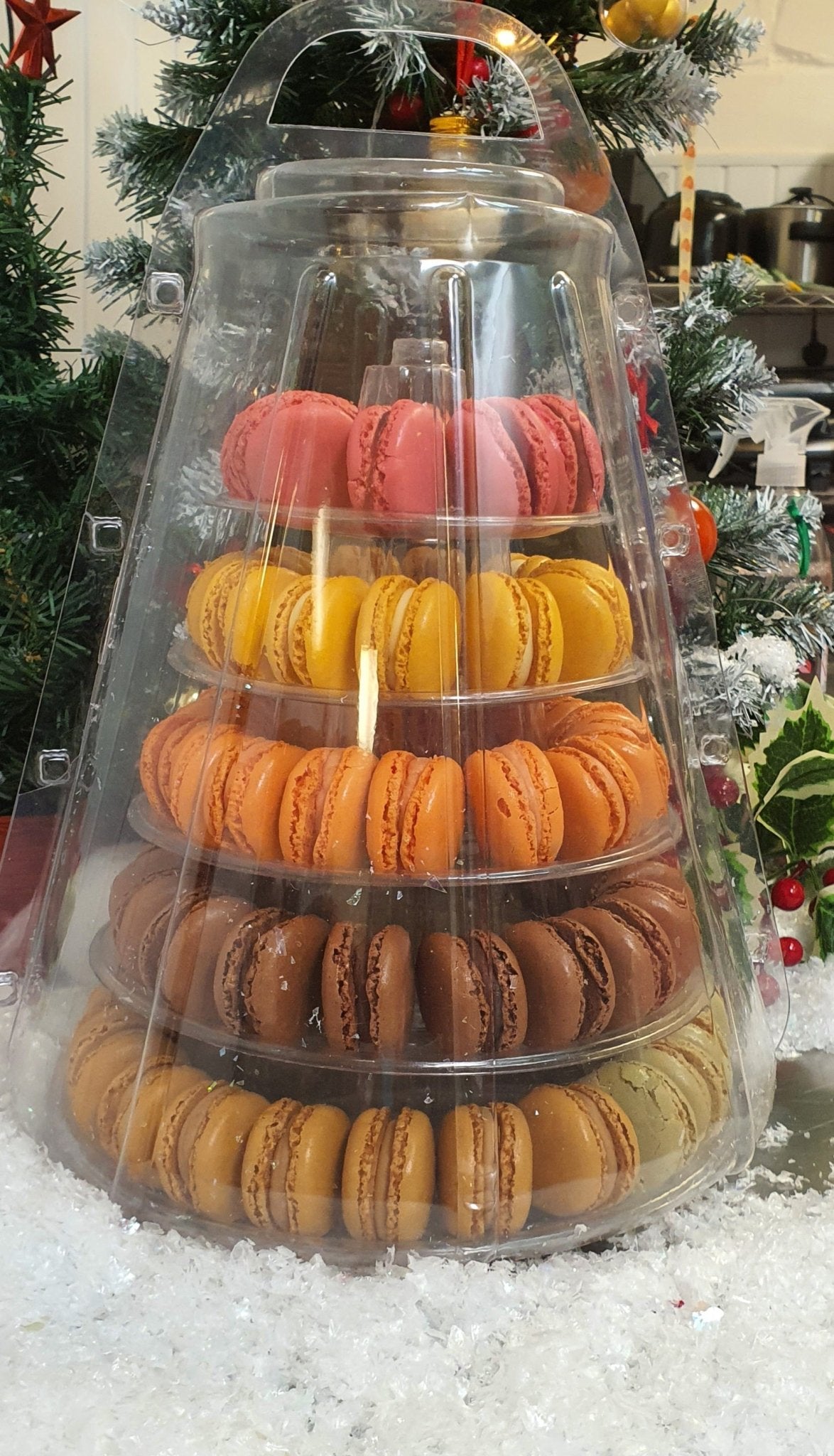 Christmas Macaron Tower and Carry Case - cakery wonderland eventscakery wonderland eventscakery wonderland eventsmacaron tower72xmastower