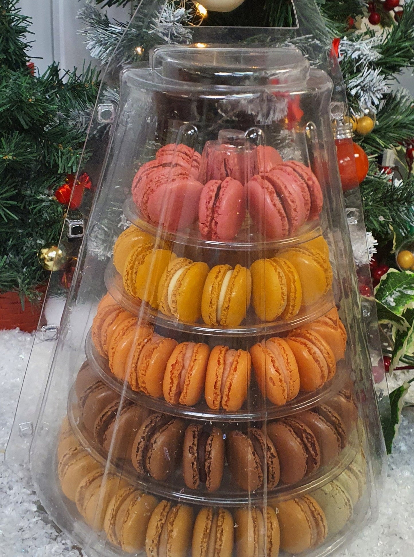 Christmas Macaron Tower and Carry Case - cakery wonderland eventscakery wonderland eventscakery wonderland eventsmacaron tower72xmastower