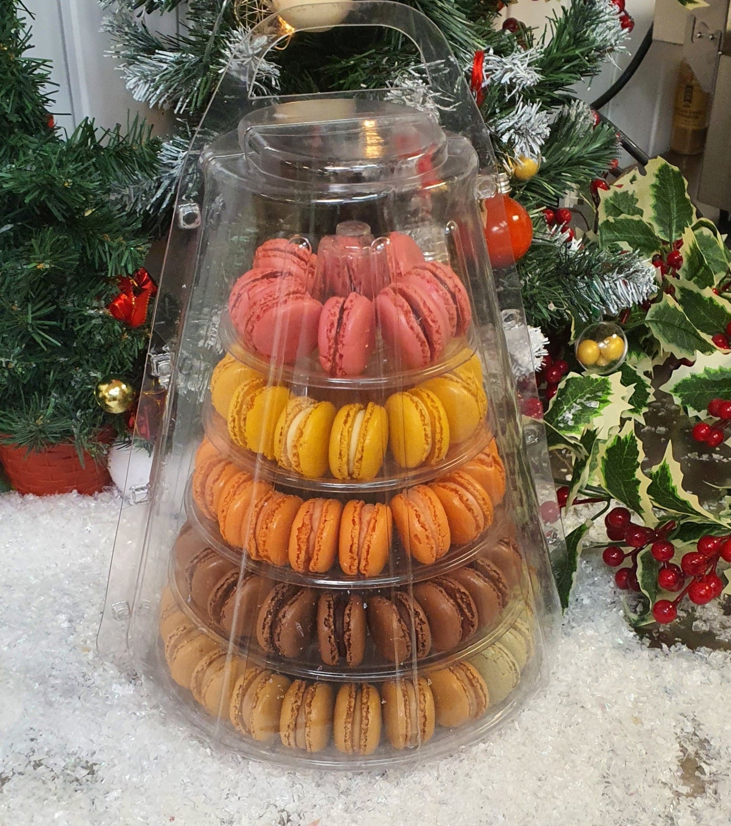 Christmas Macaron Tower and Carry Case - cakery wonderland eventscakery wonderland eventscakery wonderland eventsmacaron tower72xmastower
