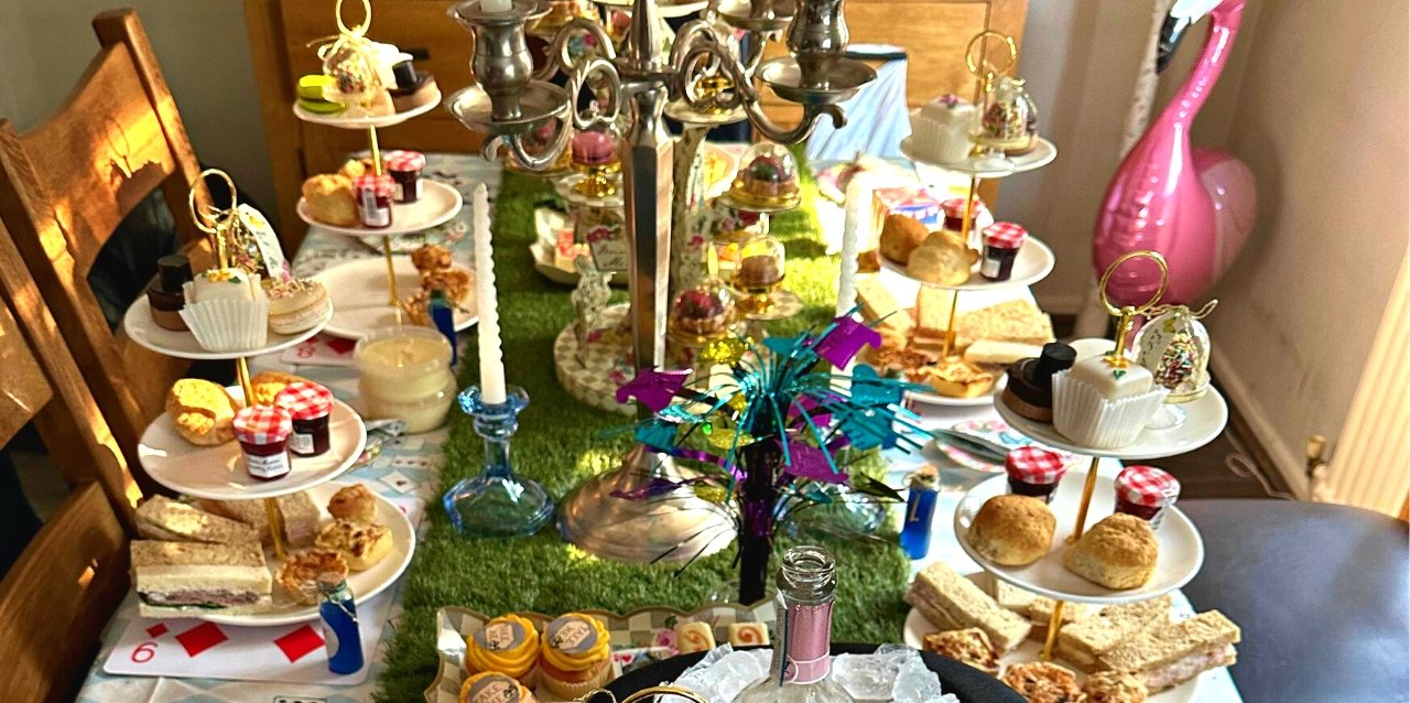 Kids Afternoon Tea Party Box @ home. Alice in Wonderland - cakery wonderland eventscakery wonderland eventscakery wonderland eventsCakesalicemacroonbox12