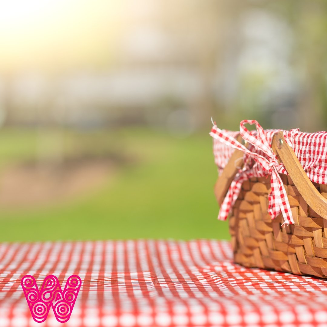 Royal Ascot Picnic with champagne - cakery wonderland eventscakery wonderlandcakery wonderlandfood hamperascotpicnicchampers