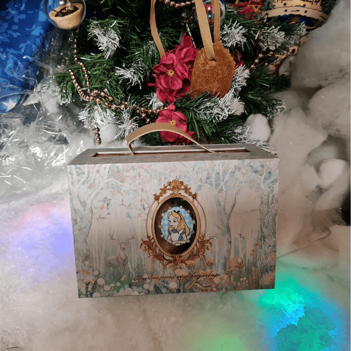 Alice In Wonderland Limited Edition Curiosity Treat Box - cakery wonderland eventscakery wonderlandcakery wonderlandafternoon teaalicetreatbox