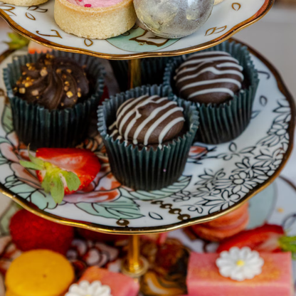Exclusive Luxury Afternoon Tea Box at Home for 4 - cakery wonderland eventscakery wonderland eventscakery wonderland eventsafternoon teaafternoon4tea4
