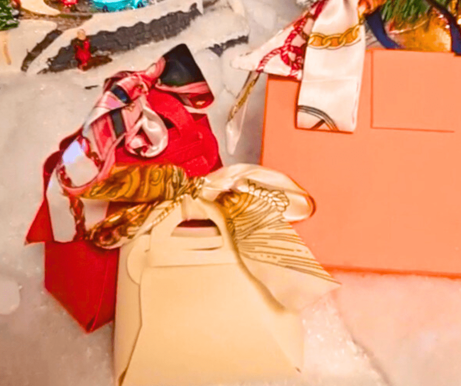 Festive Macaron Mini Gift Handbags - The perfect stocking filler - cakery wonderland eventscakery wonderland eventscakery wonderland eventsparty favours6packminihandbag