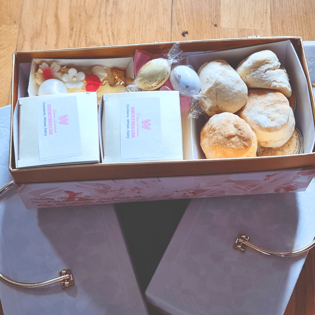 Handbag Gift Box Your Afternoon Tea - Handmade Handbag Gift Box - cakery wonderland eventscakery wonderlandcakery wonderlandGift Boxes & TinsHANDBAGONLY
