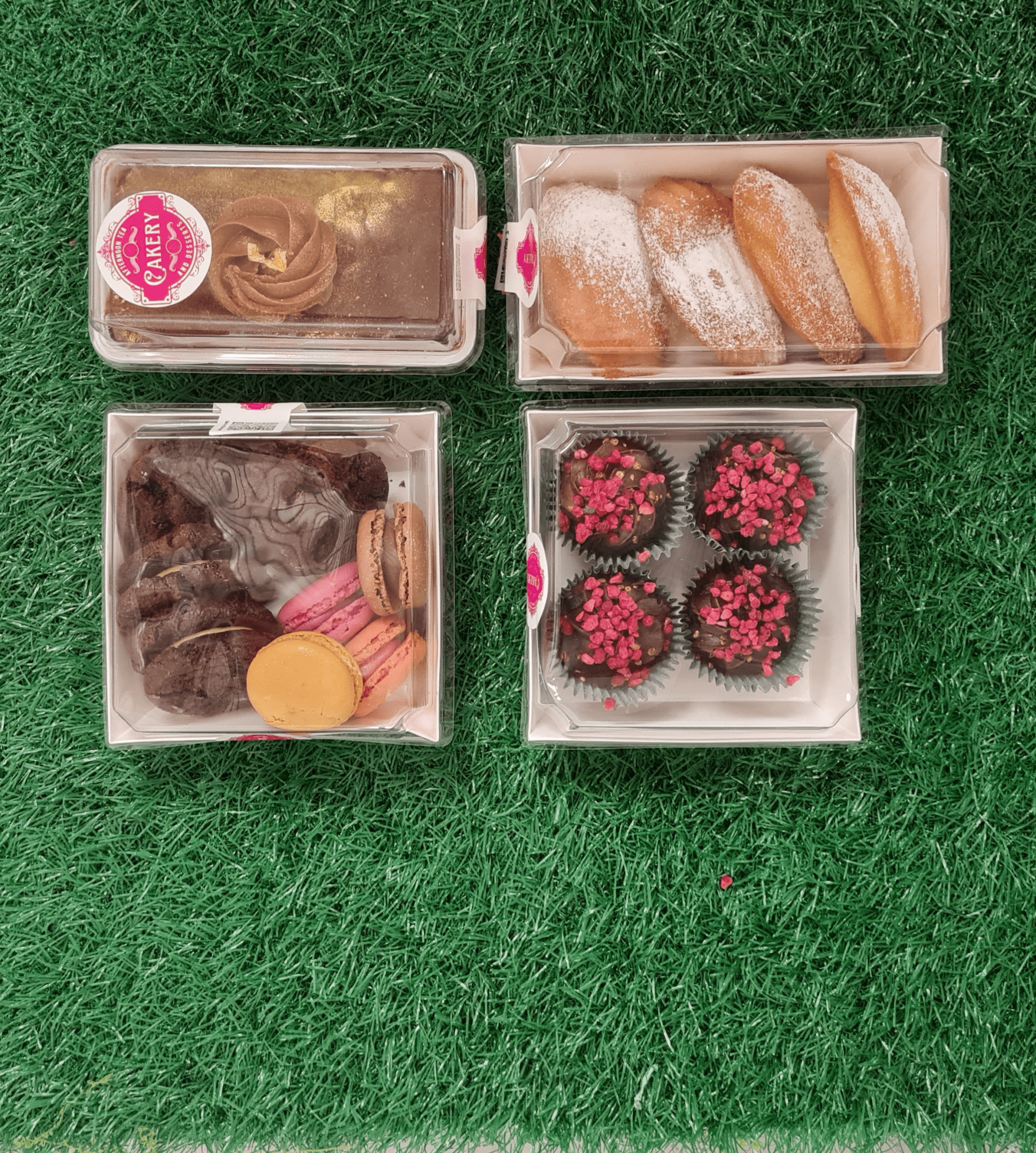Luxury Cake Treat Gift Box Serves 4 Nationwide Delivery - cakery wonderland eventscakery wonderland eventscakery wonderland eventsCelebration cakescaketreatbox4