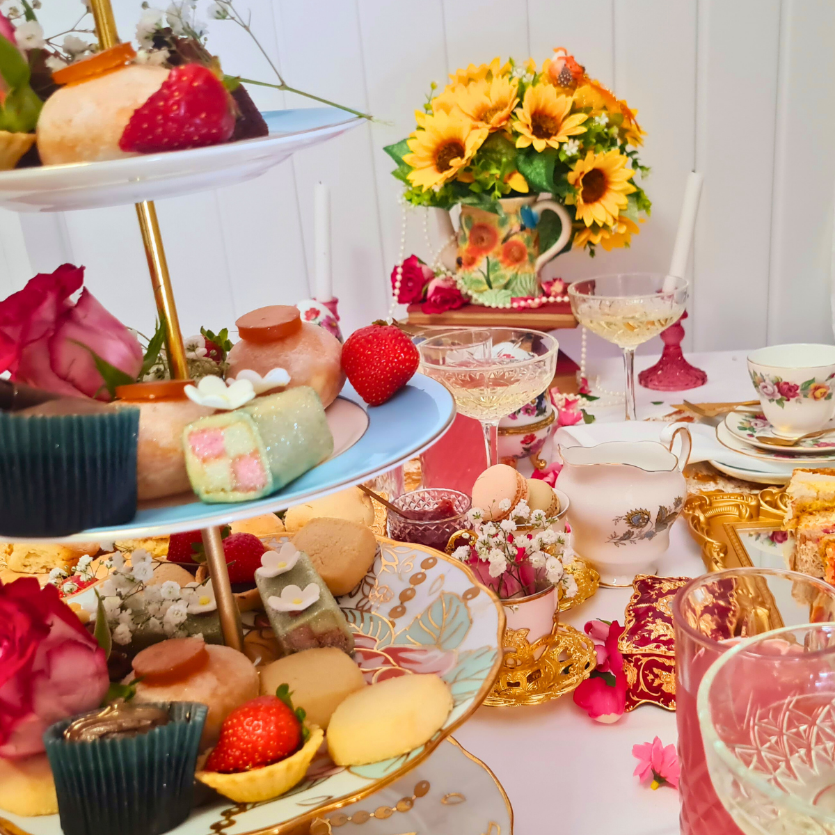 Vintage Afternoon Tea - Event Catering I Delivery in London & M25 - cakery wonderland eventscakery wonderlandcakery wonderlandafternoon teacelebrationtea catered