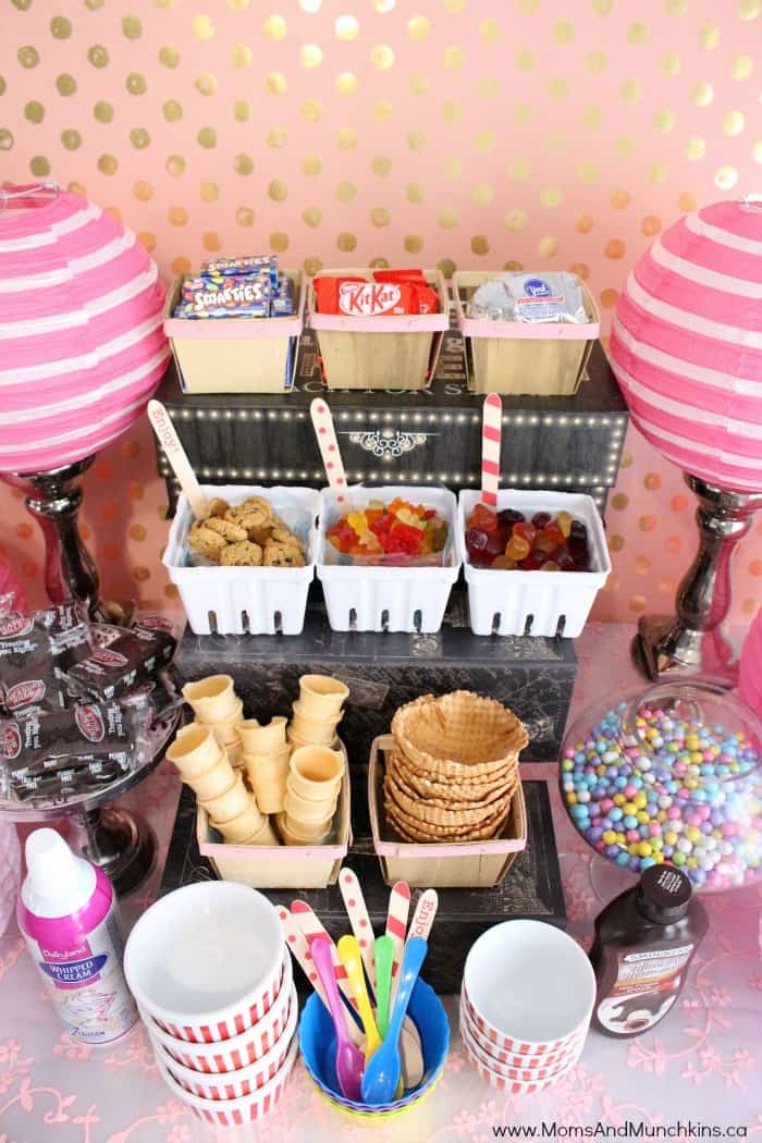 Personlised Hog dogs & Ice Cream Saunde Bar - cakery wonderland eventsCakery Wonderland EventsCakery Wonderland EventsHogdogs&IceCreamSaundeBar